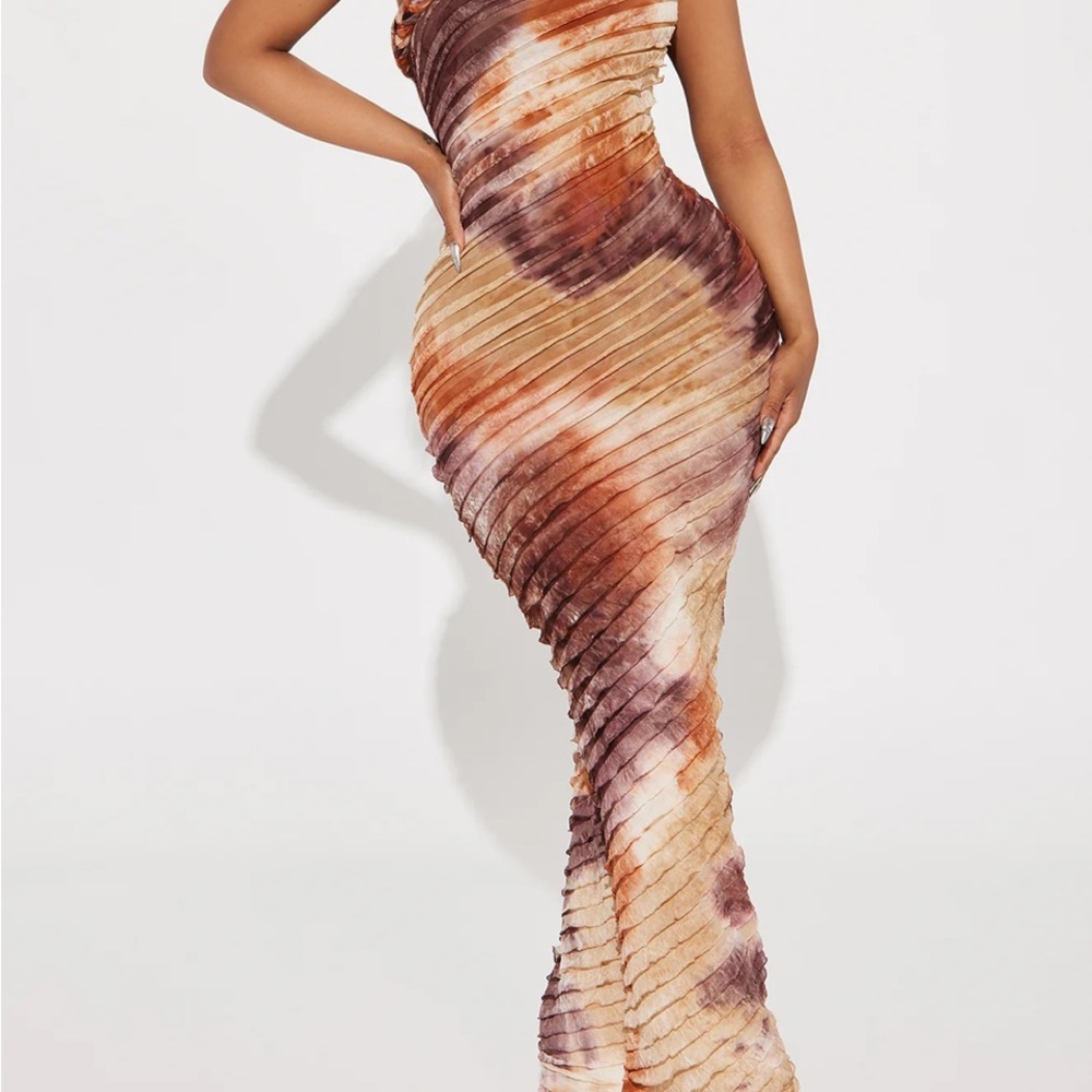 NWT Fashion Nova Bodycon Dress - Picture 3 of 3